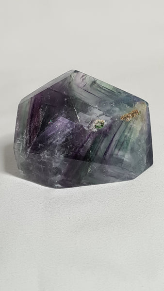 Fluorite polished free form - unique piece - 155g