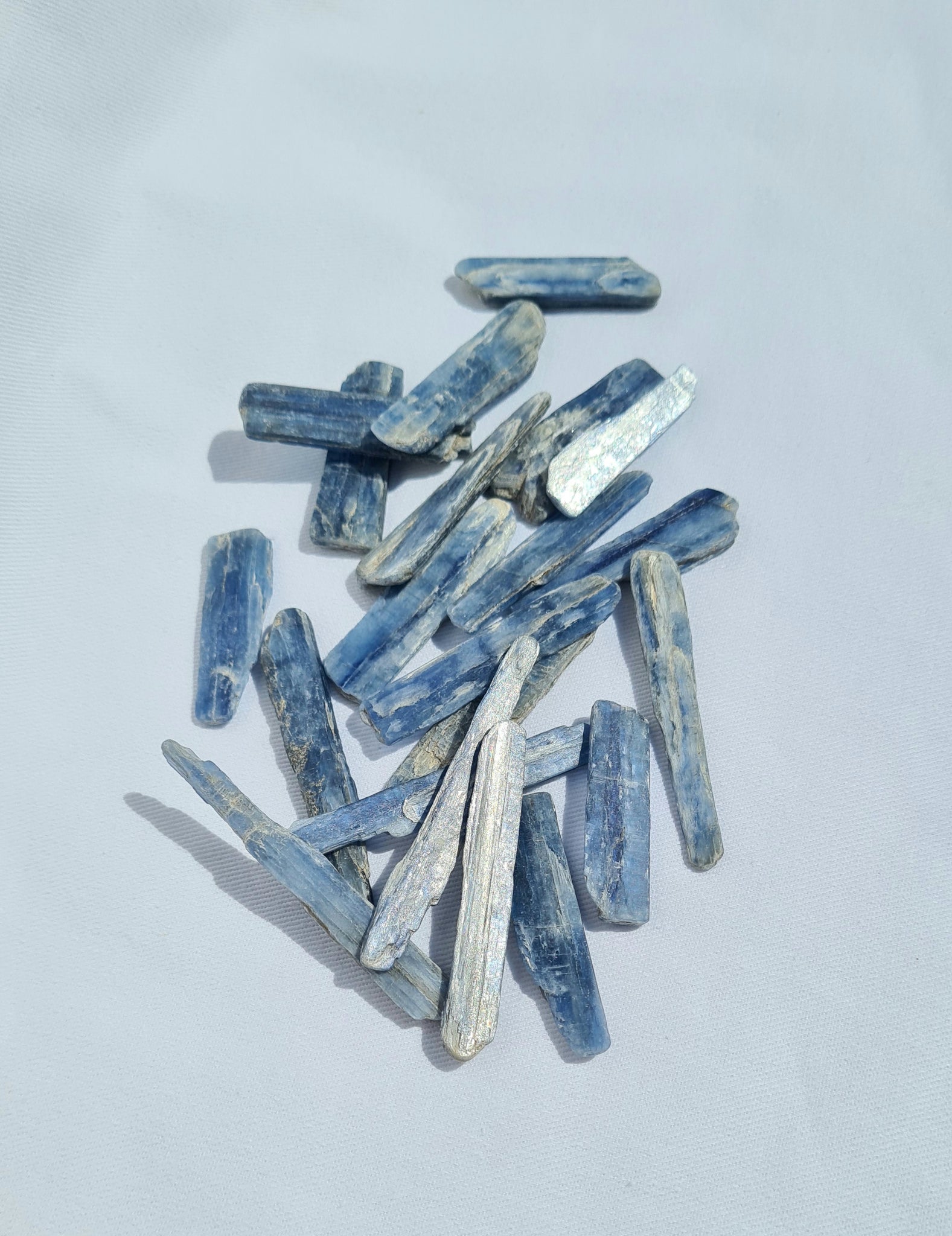 Kyanite tumbled